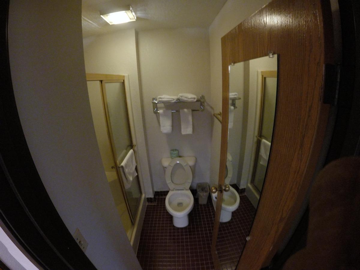 Travel Inn&Suites Sikeston Esterno foto