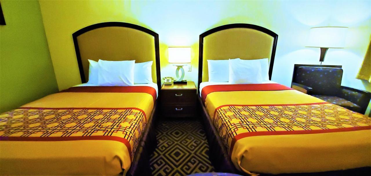 Travel Inn&Suites Sikeston Esterno foto