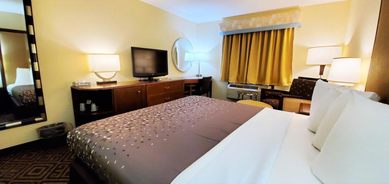 Travel Inn&Suites Sikeston Esterno foto