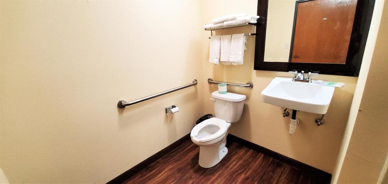 Travel Inn&Suites Sikeston Esterno foto