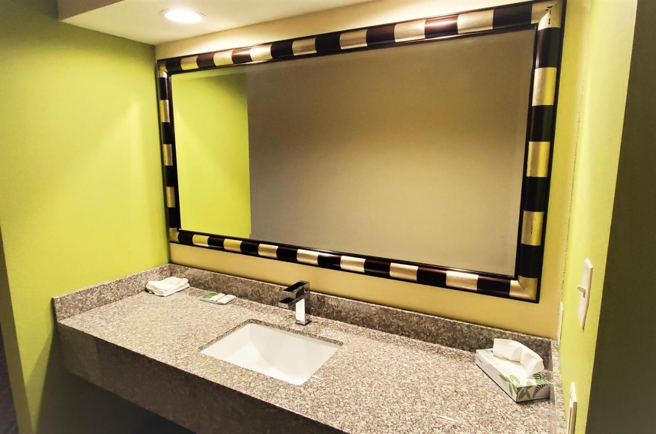 Travel Inn&Suites Sikeston Esterno foto