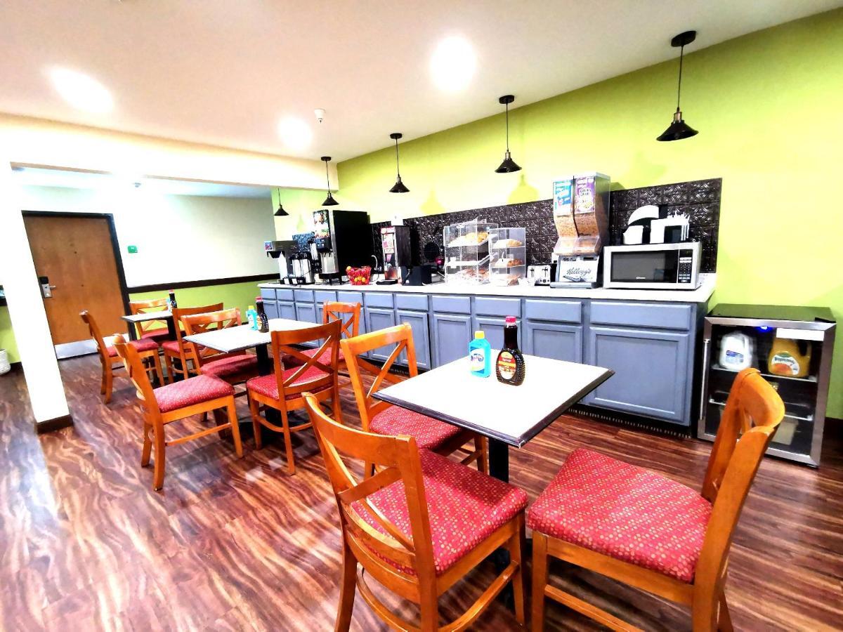 Travel Inn&Suites Sikeston Esterno foto